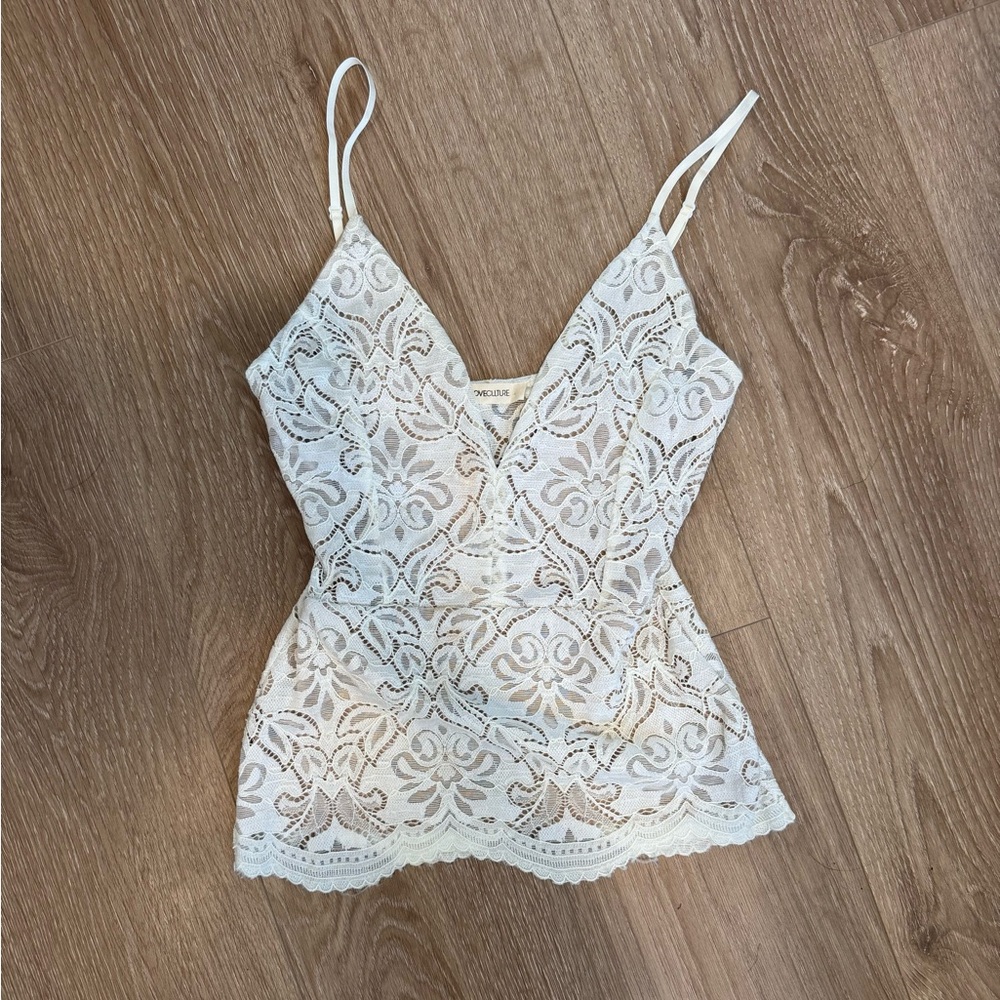 Elegant Lace Women’s Top in white